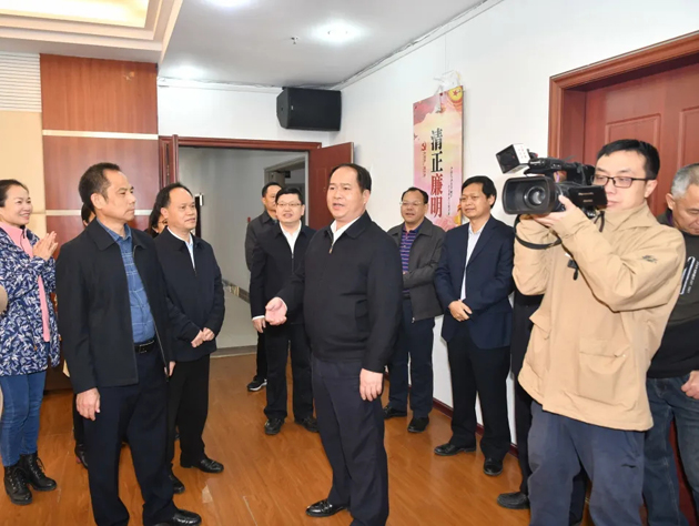 市委書(shū)記全桂壽到市總工會(huì)走訪調(diào)研