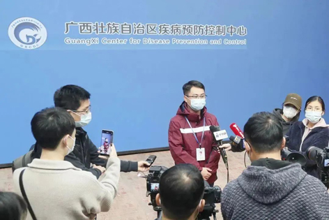如何降低感染風(fēng)險(xiǎn)？同事感染了，其他人還能上班嗎？廣西疾控專家解答
