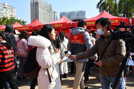 1月31日，梧州市大型戶外招聘活動繼續(xù)進行丨“‘就’在梧州 前‘兔’似錦”春風行動專項招聘會等你來